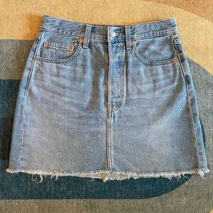 Levi’s Premium bleached blue ribcage skirt